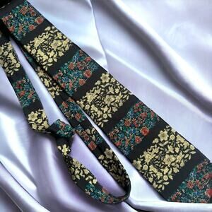 Metropolitan Museum of Art Floral Tapestry Men's Silk Neck Tie 58”x 4”